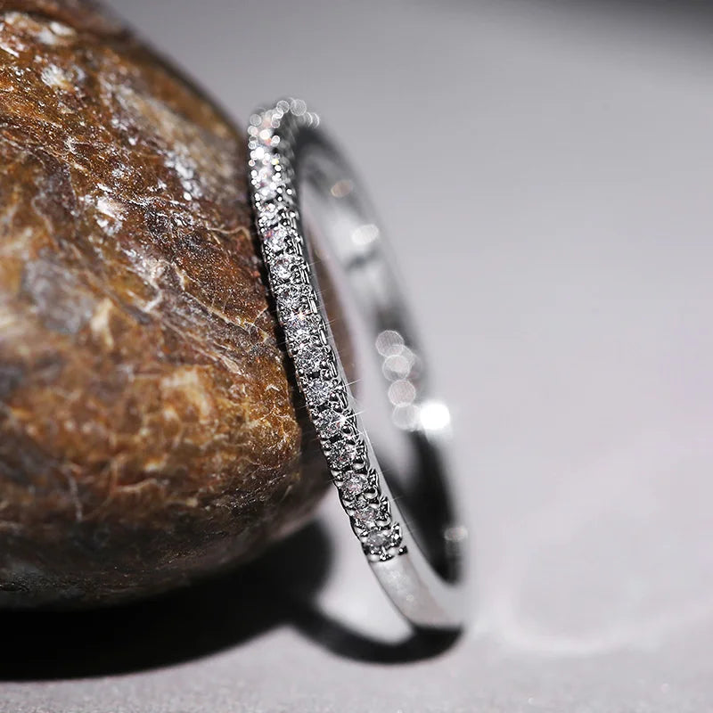 Brilliant Grace – Zarter Zirkon-Ring ✨