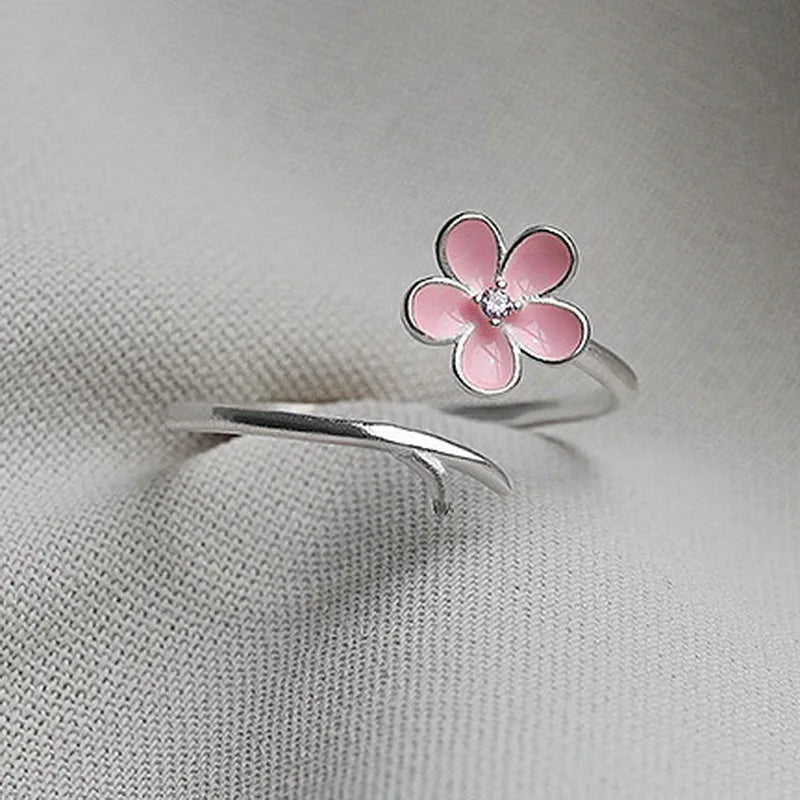 Golden Blossom – Eleganter Blumen-Zirkon-Ring