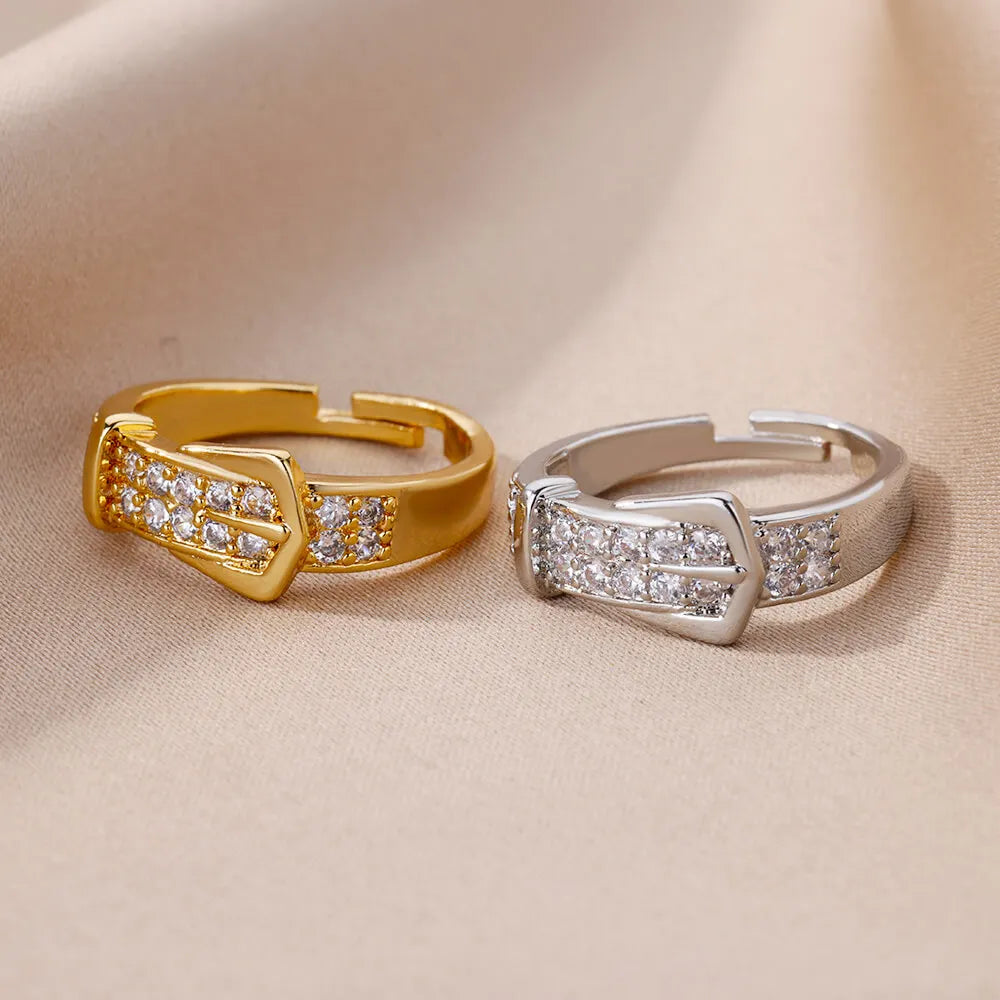 Belt Elegance – Eleganter Zirkon-Ring aus Edelstahl