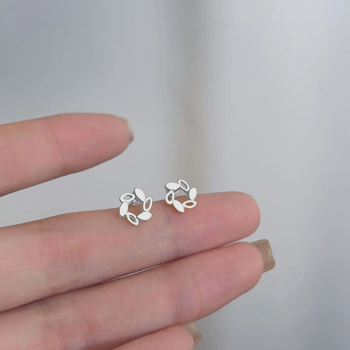 Heart Star – Elegante Herz-Ohrstecker für Frauen
