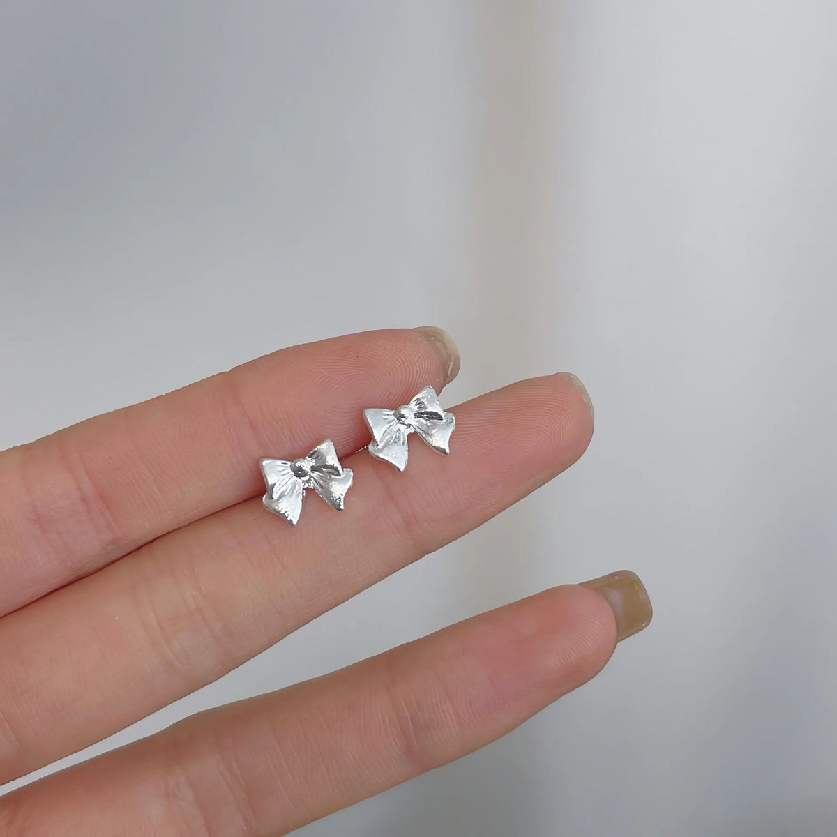 Heart Star – Elegante Herz-Ohrstecker für Frauen