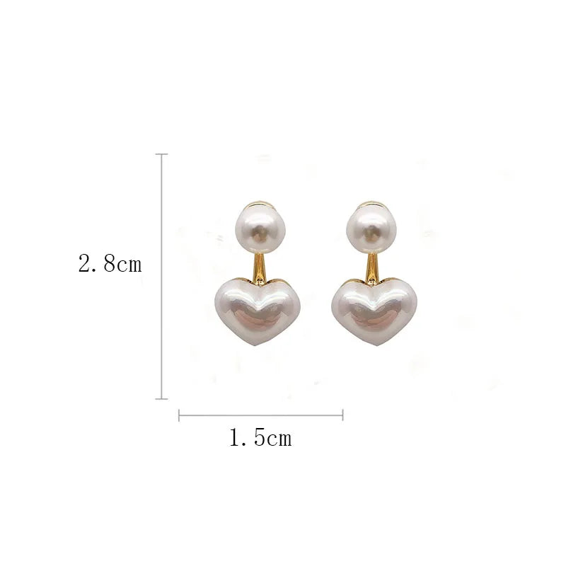 Pearl Love – Elegante Perlen-Herz-Ohrstecker