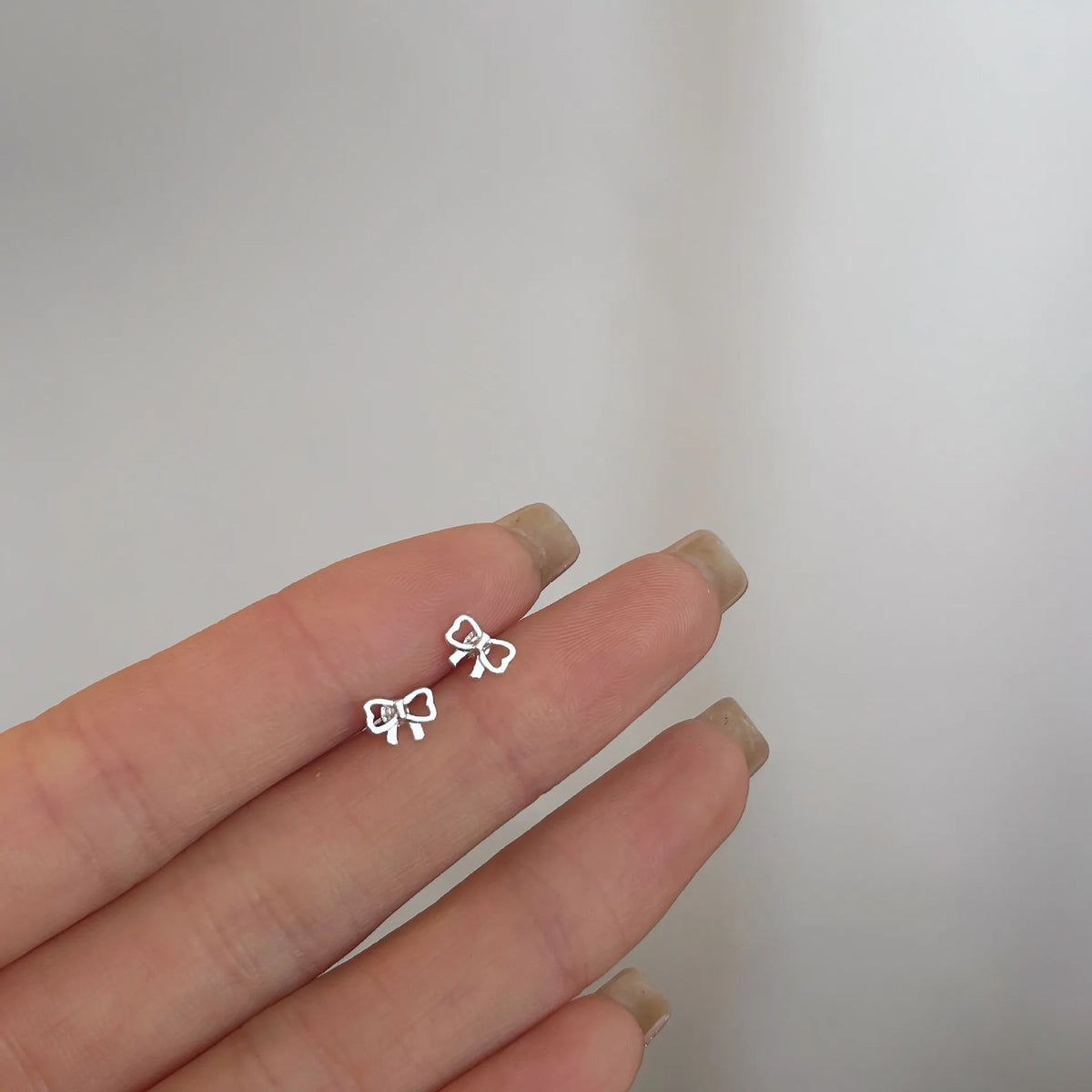 Heart Star – Elegante Herz-Ohrstecker für Frauen