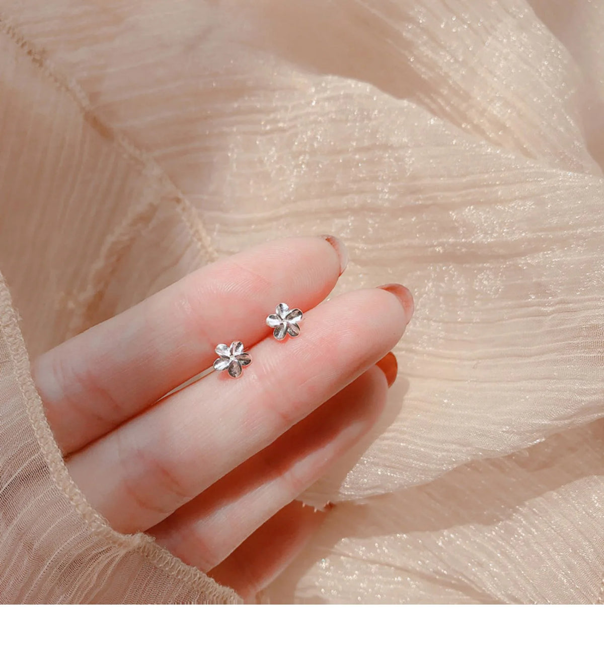 Heart Star – Elegante Herz-Ohrstecker für Frauen