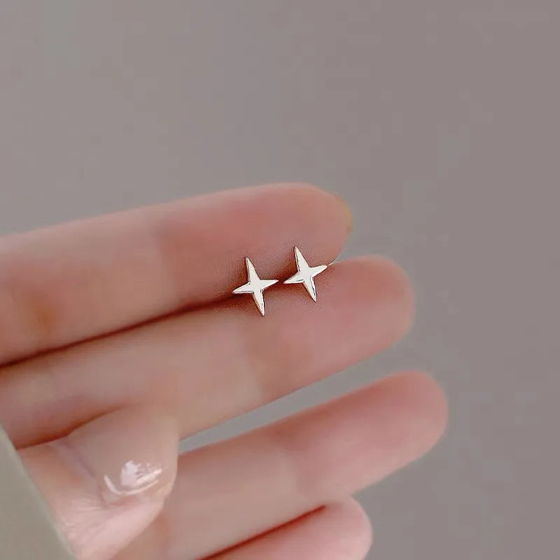 Heart Star – Elegante Herz-Ohrstecker für Frauen