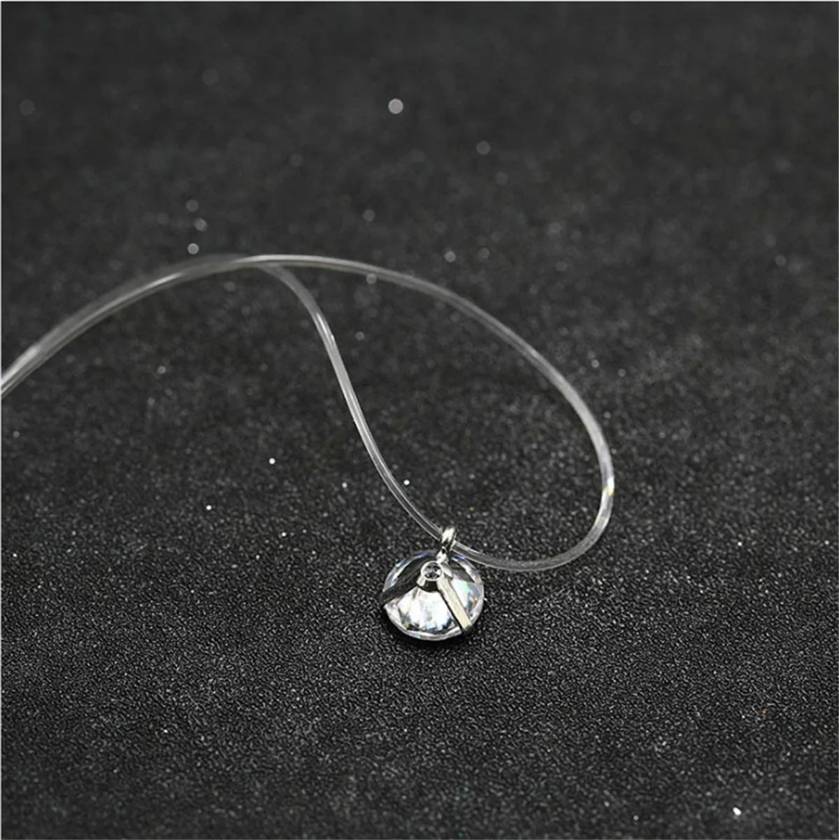 Crystal Glow – Zarte Zirkon-Halskette
