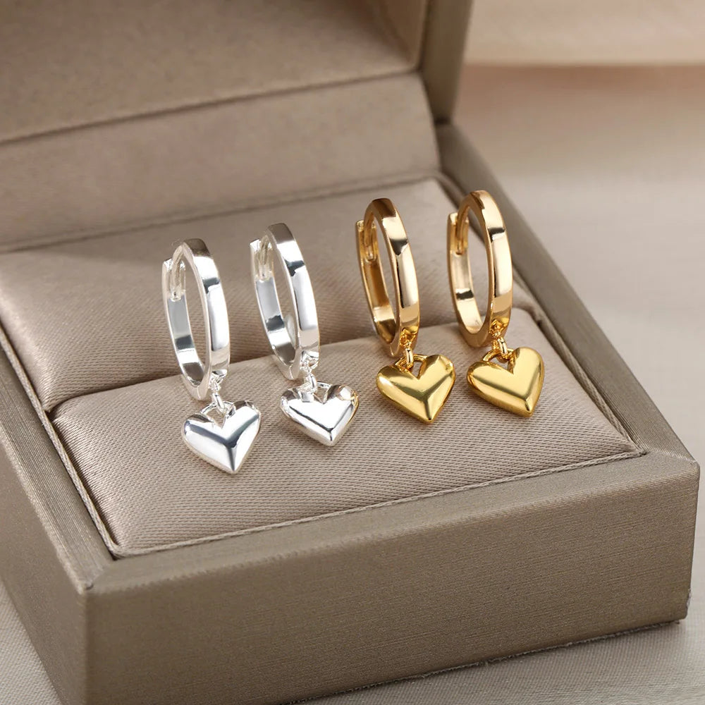 Golden Heart – Elegante Herz-Ohrringe aus Edelstahl