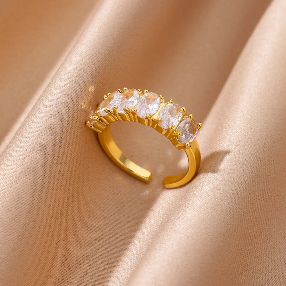 Golden Heart – Eleganter Zirkon-Herzring