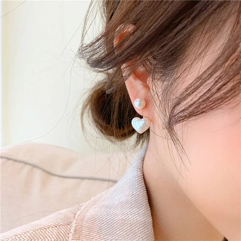 Pearl Love – Elegante Perlen-Herz-Ohrstecker