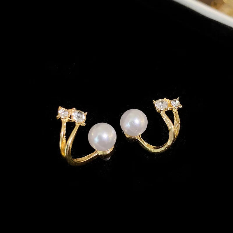 Pearl Love – Elegante Perlen-Herz-Ohrstecker